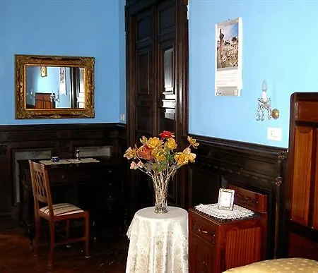 Aurora Hotel